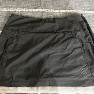 Like new Stio Skirt/Skort-Dark Gray XS